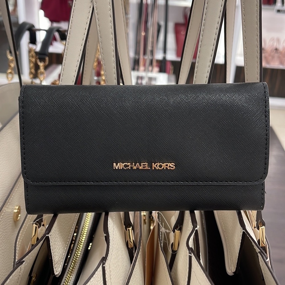 MICHAEL KORS JET SET TRAVEL LARGE TRIFOLD WALLET BLACK COLOR - Picture 4 of 16